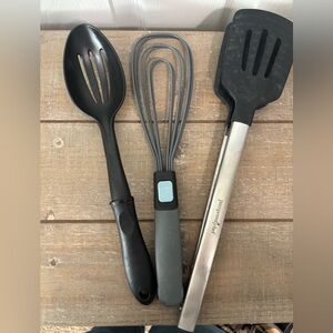 Pampered chef utensils